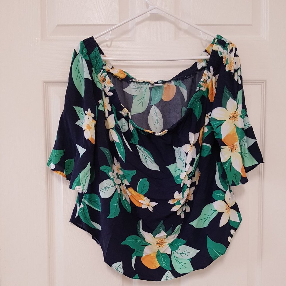 OLD NAVY OFF THE SHOULDER  FLORAL PRINT TOP